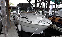 2001 Bayliner 2455 Ciera sold by a marine, boat and yacht broker in the Pickering, Whitby, Bowmanville, Peterborough, Belleville, Trenton and Brighton areas of  Ontario, Canada.